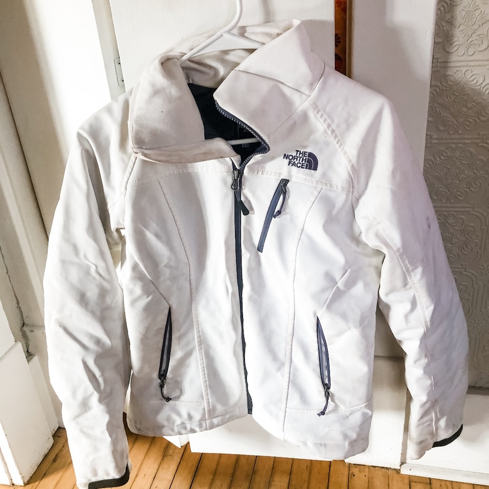 WHITE NORTH FACE JACKET